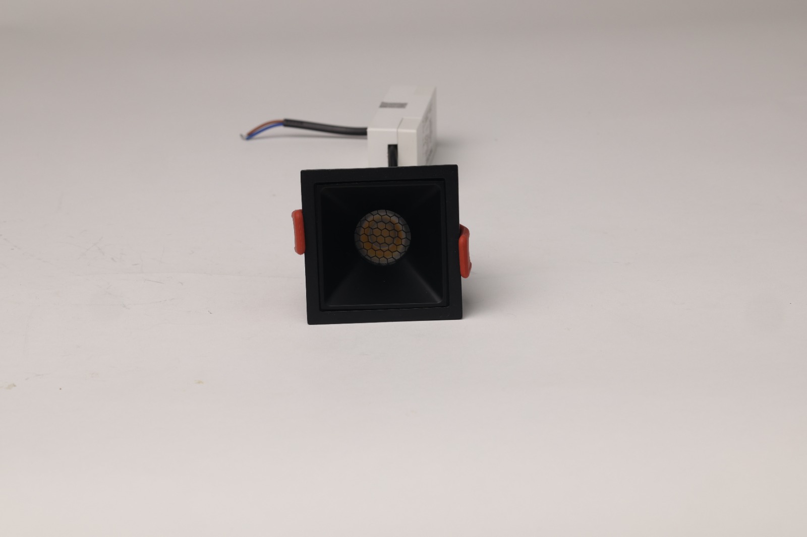 ITR-70105-7w
